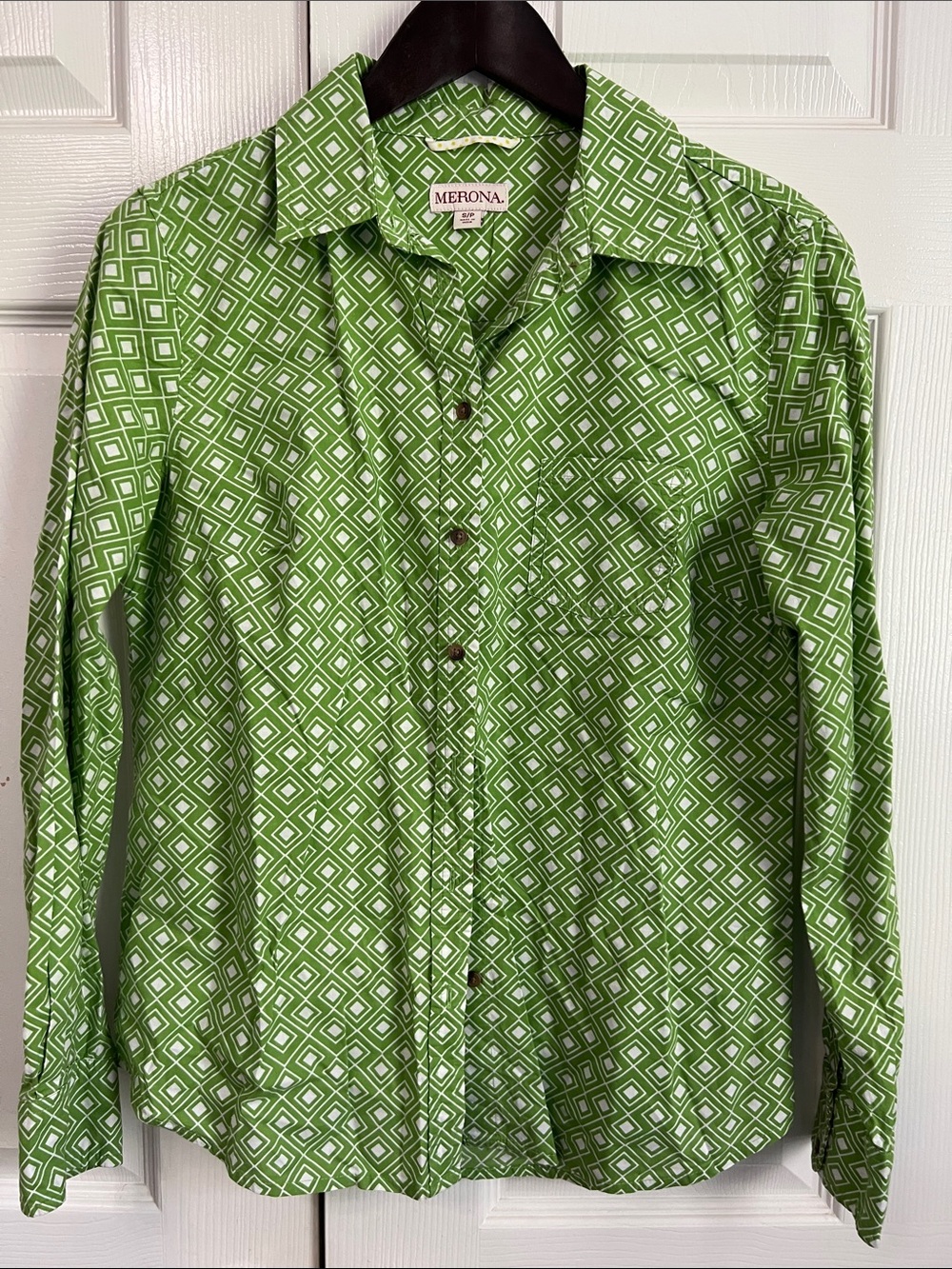 Merona Green Geometric Button-Down Shirt